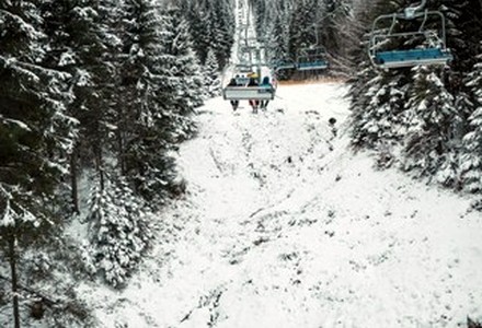 Snowy mountain landscape in Pragelato